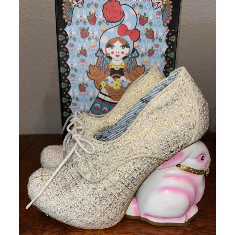 Irregular Choice Gold Flopsy Bunny Lace Up Whimsical Heels Women’s US 7 EU 38